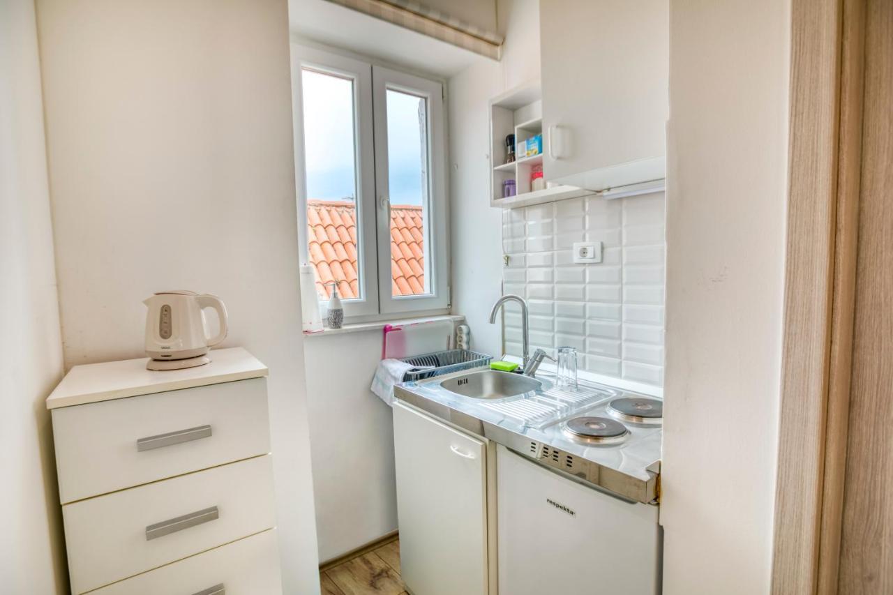 Apartment Grace, Feel At Home - Away From Home Split Exterior foto